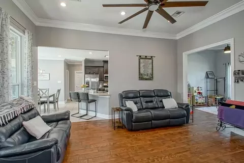 Entry Way - 214 Hawthorn Dr, Luling, LA 70070 photo 2 of 3