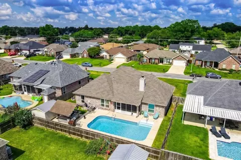 View/Area - 214 Hawthorn Dr, Luling, LA 70070 photo 1 of 3