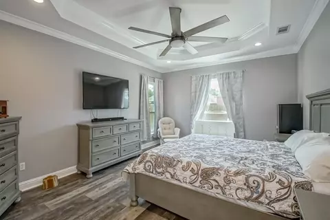 Bedroom - 214 Hawthorn Dr, Luling, LA 70070 photo 1 of 6