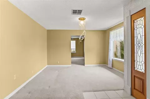 Living - 418 Oak Ln, Luling, LA 70070 photo 1 of 8