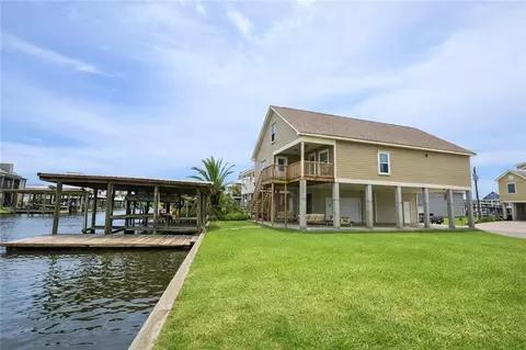 116 Velsco Ln, Port Sulphur, LA 70083