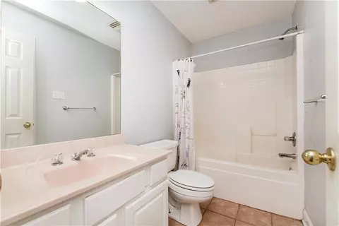 Bath - 70312 1st St, Covington, LA 70433 photo 3 of 3