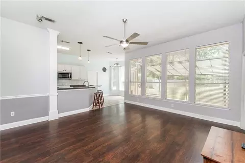 Living - 70312 1st St, Covington, LA 70433 photo 3 of 4