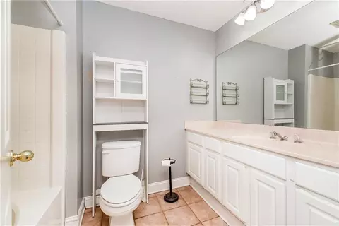 Bath - 70312 1st St, Covington, LA 70433 photo 2 of 3