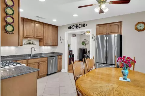 Kitchen - 3331 Davidson Pl, Kenner, LA 70065 photo 2 of 2