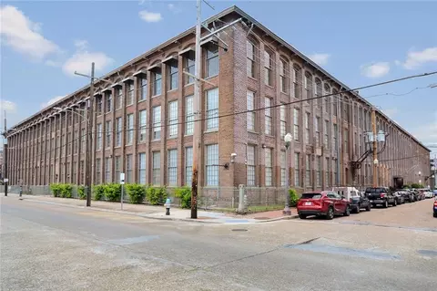 920 Poeyfarre St #355, New Orleans, LA 70130