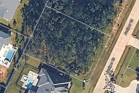 124 Juniper Ct, Mandeville, LA 70471 photo 2