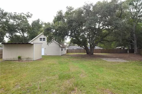 Exterior - 345 Mapleleaf Cir, Slidell, LA 70458 photo 2 of 2