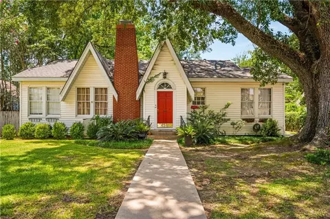 1320 Bush Ave, Alexandria, LA 71301