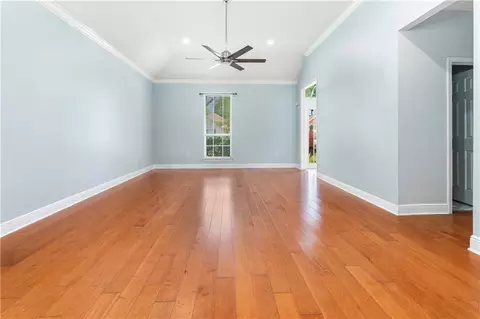 Living - 117 Amanda Dr, Slidell, LA 70458 photo 1 of 2