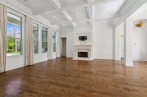 Living - 614 Millikens Bnd, Covington, LA 70433 photo 1 of 2