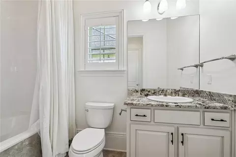 Bath - 614 Millikens Bnd, Covington, LA 70433 photo 4 of 6