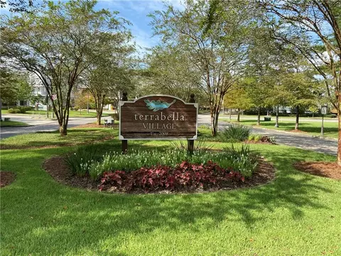 617 Melrose Ave, Covington, LA 70433 photo 3