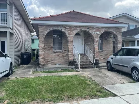 5705 Lafaye St, New Orleans, LA 70122