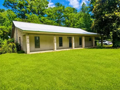 11214 Pine Ridge Cir, Bogalusa, LA 70427