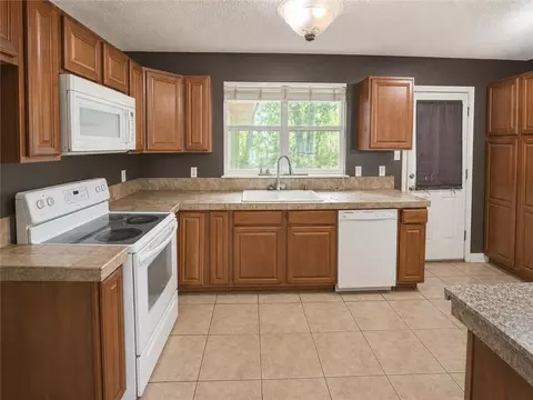 Kitchen - 364 Hickory Dr, Slidell, LA 70458 photo 2 of 3