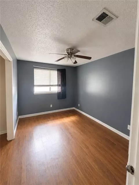 Bedroom - 364 Hickory Dr, Slidell, LA 70458 photo 2 of 4