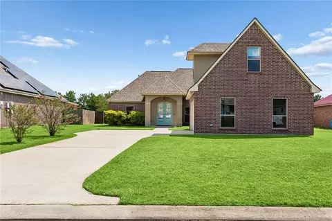 26078 Big Ben Dr, Denham Springs, LA 70726