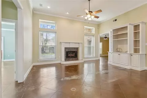Living - 2818 Mesa Ct, Mandeville, LA 70448 photo 1 of 2