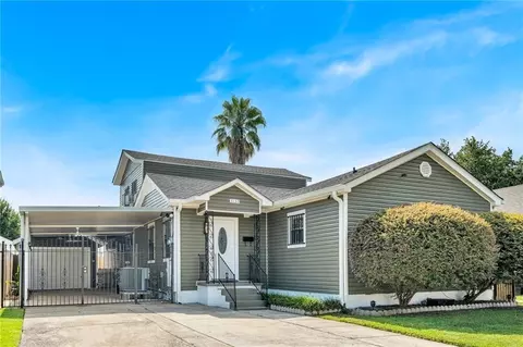 3130 Castine St, New Orleans, LA 70119