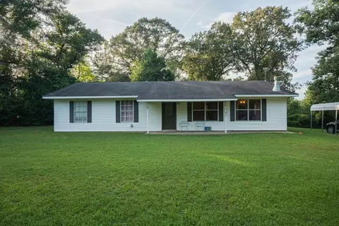 Exterior - 347 Barron Rd, Pollock, LA 71467 photo 4 of 4