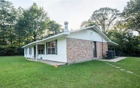 Exterior - 347 Barron Rd, Pollock, LA 71467 photo 3 of 4