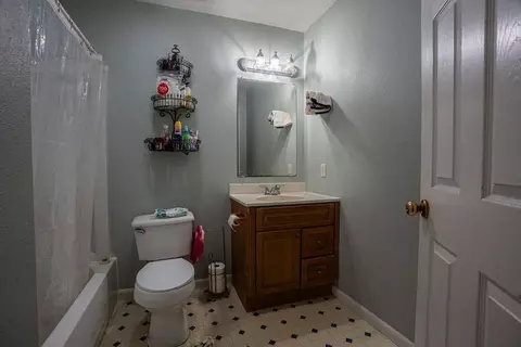 Bath - 347 Barron Rd, Pollock, LA 71467 photo 1 of 2