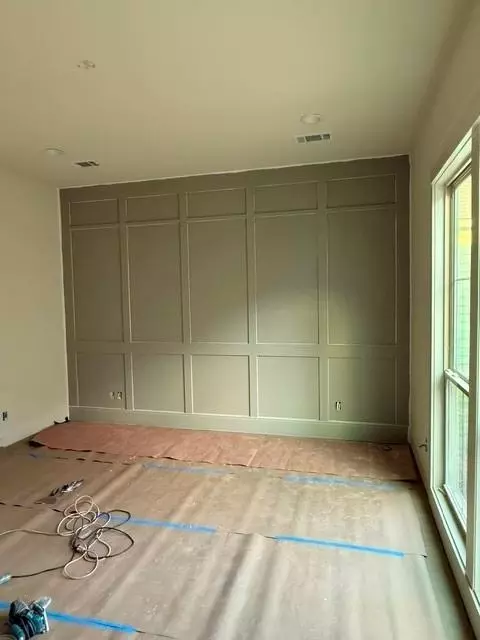 Living - 429 La Branch Pl, Covington, LA 70433 photo 3 of 3