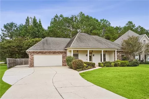Exterior - 101 Joyce Ct, Covington, LA 70433 photo 2 of 7