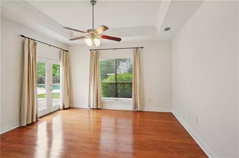 Living - 101 Joyce Ct, Covington, LA 70433 photo 5 of 5