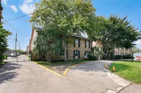 8520 Chef Menteur Hwy, New Orleans, LA 70127