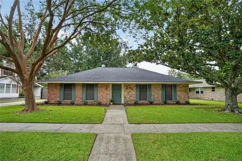 932 Daventry Dr, Baton Rouge, LA 70808