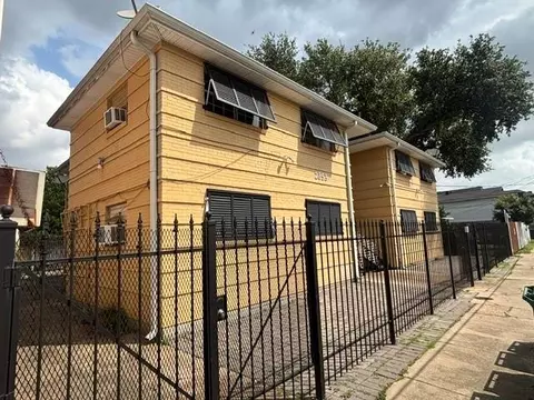 2853 Dryades St, New Orleans, LA 70115