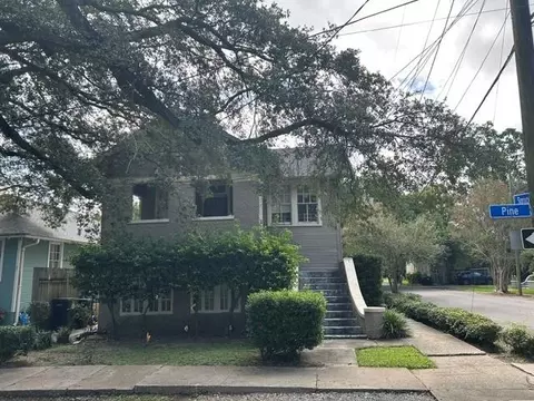 2003 05 Pine St, New Orleans, LA 70118