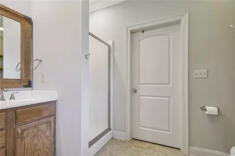 Bath - 12517 Brittany Ct, Walker, LA 70785 photo 3 of 4