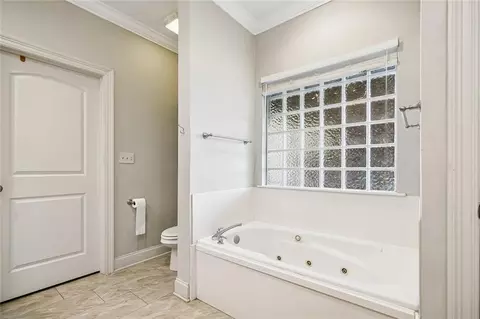Bath - 12517 Brittany Ct, Walker, LA 70785 photo 2 of 4