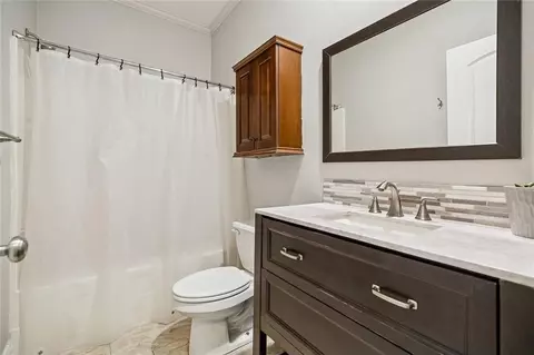 Bath - 12517 Brittany Ct, Walker, LA 70785 photo 4 of 4