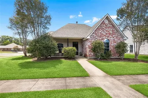 12517 Brittany Ct, Walker, LA 70785