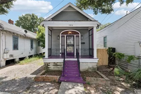 4226 S Carrollton Ave, New Orleans, LA 70119