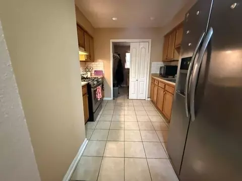 Kitchen - 920 27th St, Kenner, LA 70062 photo 1 of 1