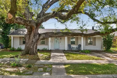 6720 W Magnolia Blvd, Harahan, LA 70123