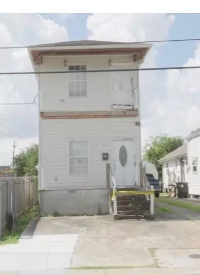 3420 Clara St, New Orleans, LA 70115