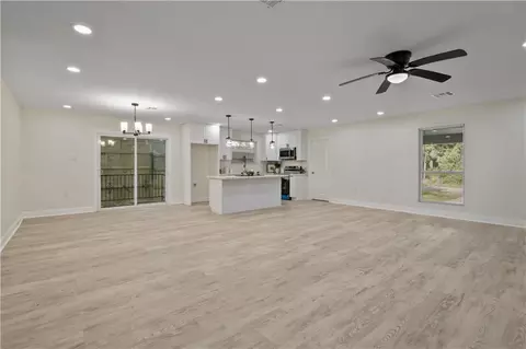 Living - 1626 7th St, Slidell, LA 70458 photo 2 of 3