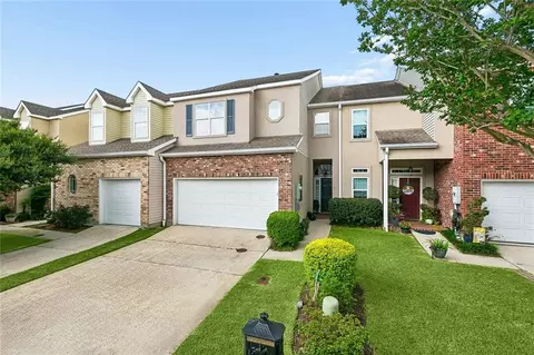 5 W Nouveau Ln, Metairie, LA 70003