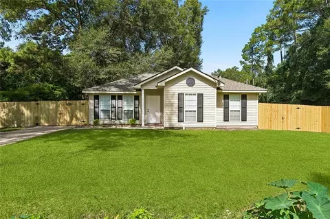 Exterior - 70511 Fifth St, Covington, LA 70433 photo 2 of 4
