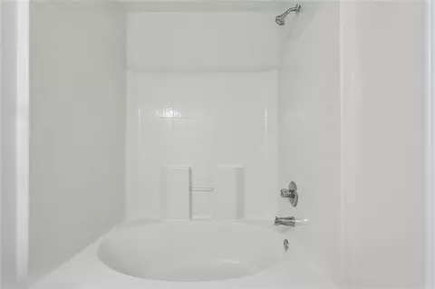 Bath - 70511 Fifth St, Covington, LA 70433 photo 3 of 3