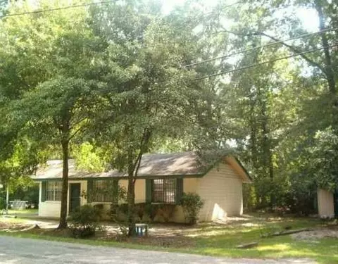 1056 N Florida St, Covington, LA 70433