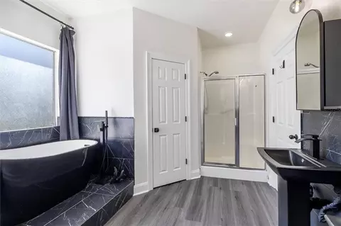 Bath - 73104 Penn Mill Rd, Covington, LA 70435 photo 2 of 3