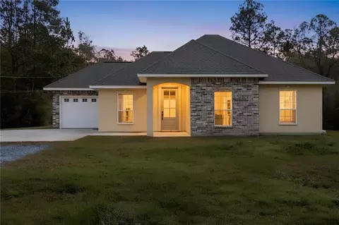 73104 Penn Mill Rd, Covington, LA 70435