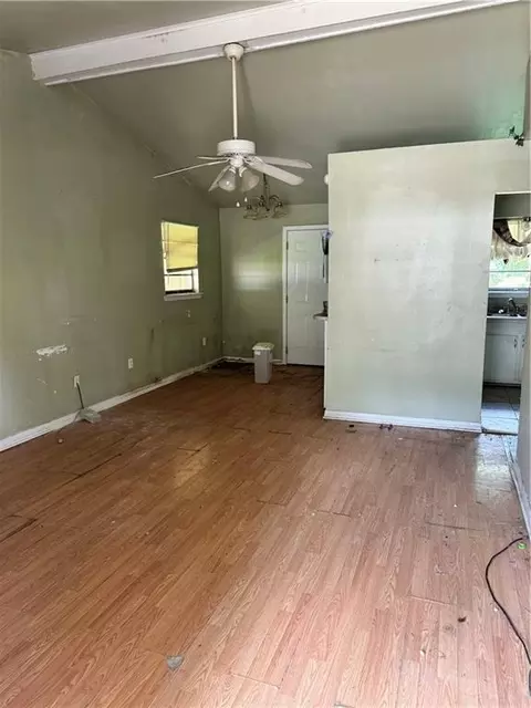 Living - 611 E Park Ave, Hammond, LA 70403 photo 1 of 2